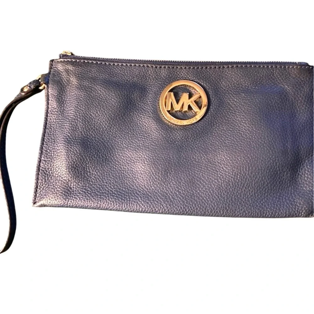 Navy Michael Kors pebbled Leather Fulton‎ Wristlet Clutch Gold Logo